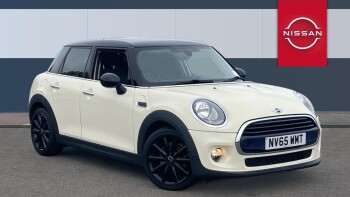 MINI Hatchback 1.5 Cooper 5dr Petrol Hatchback